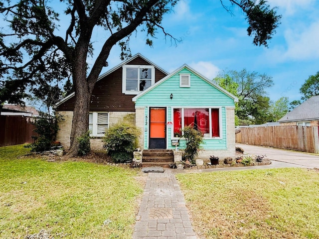 512 Graceland St, Houston, TX 77009 - photo 1