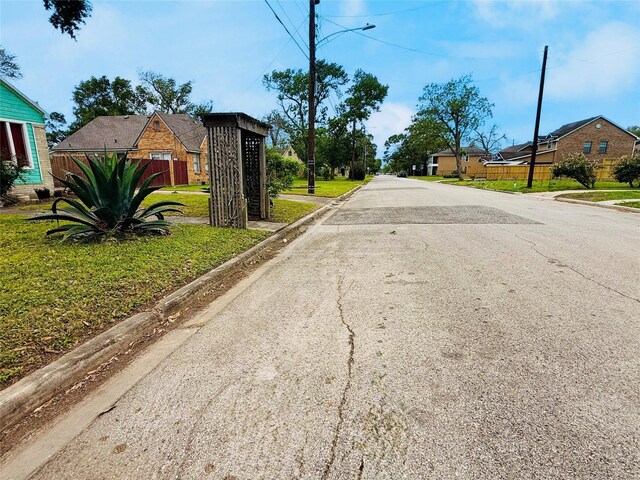 512 Graceland St, Houston, TX 77009 - photo 4