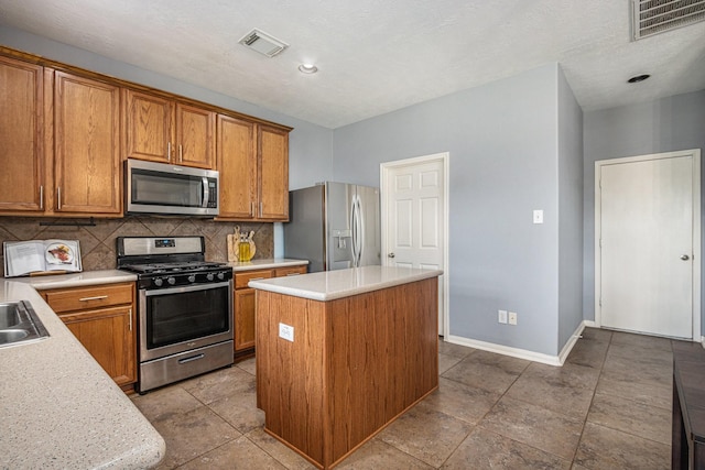 9719 Opal Rock Dr, Rosharon, TX 77583 - photo 12