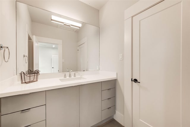 1919 Rosewood St, Houston, TX 77004 - bathroom with vanity
