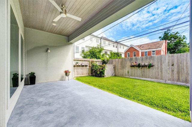 1919 Rosewood St, Houston, TX 77004 - fenced backyard featuring ceiling fan and a patio area