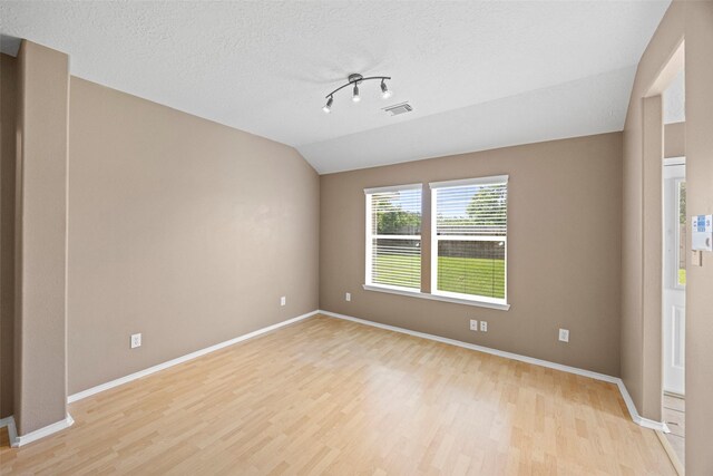 9510 Barr Spring Dr, Humble, TX 77396 - photo 9