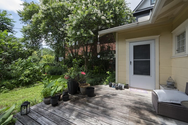 618 Wendel St, Houston, TX 77009 - view of wooden terrace