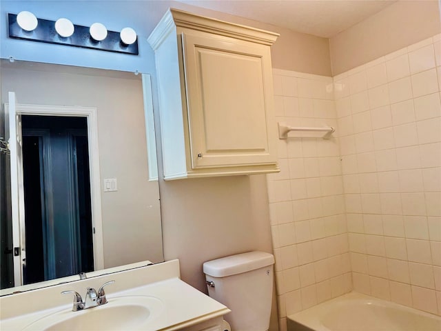 5403 Emerald Pointe Ln, Sugar Land, TX 77479 - bathroom featuring vanity and  shower combination