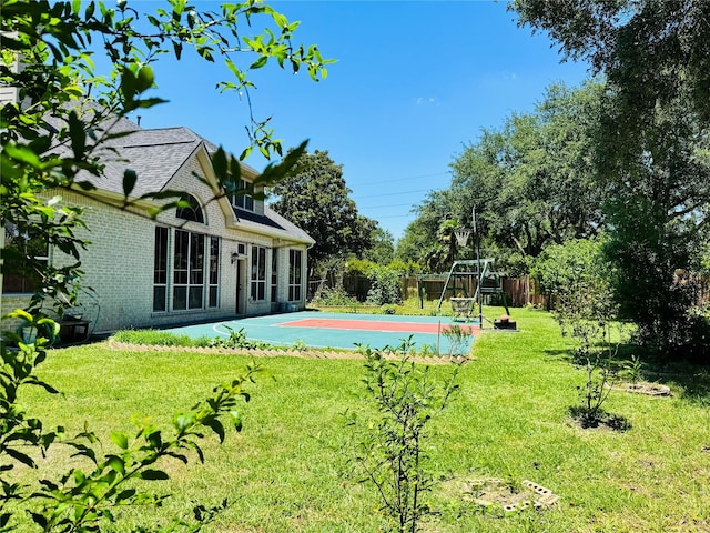 5403 Emerald Pointe Ln, Sugar Land, TX 77479 - view of yard