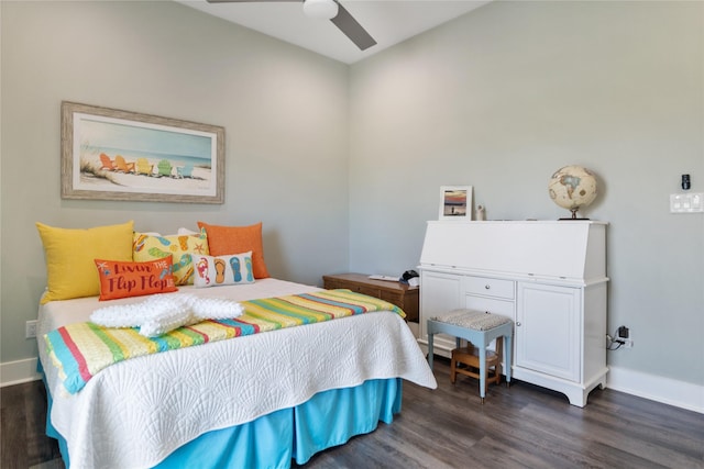 1301 Lagoon Dr, Crystal Beach, TX 77650 - bedroom with dark wood-type flooring and ceiling fan