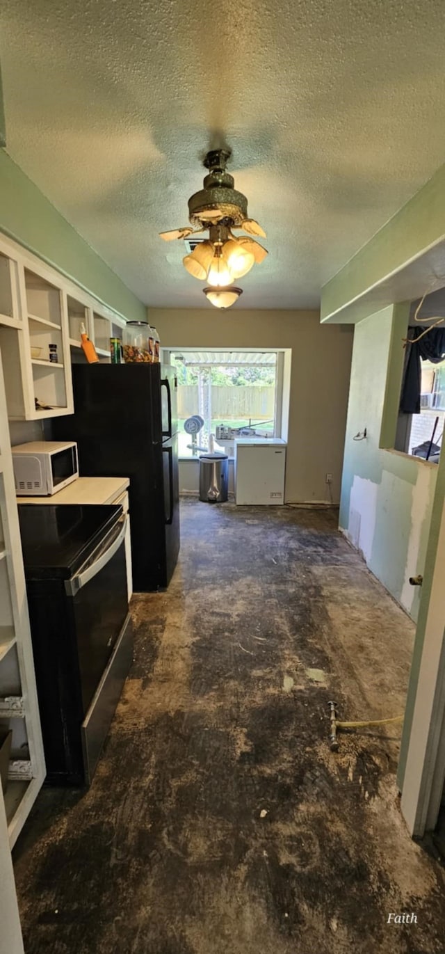 2714 6th Ave N, Texas City, TX 77590 - kitchen featuring black appliances, a textured ceiling, ceiling fan, and open shelves