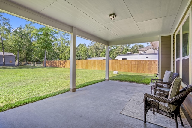 16070 Deer Pines Dr, Conroe, TX 77303 - fenced backyard featuring a patio area