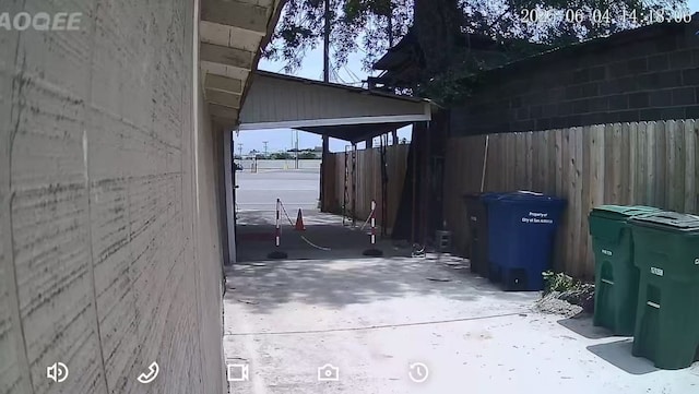 1811 S Brazos St, San Antonio, TX 78207 - view of parking