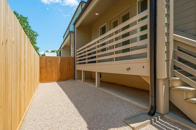4109 Castor St Unit B, Houston, TX 77022 - view of side of home