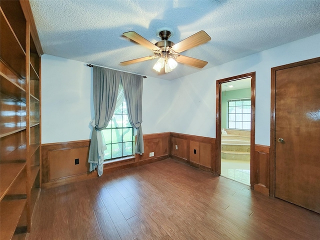 3 Thunderbird Cir, Baytown, TX 77521 - photo 28