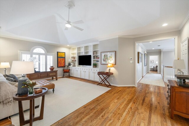 333 Sugarberry Cir, Houston, TX 77024 - living area featuring ceiling fan, light wood-type flooring, crown molding, and recessed lighting
