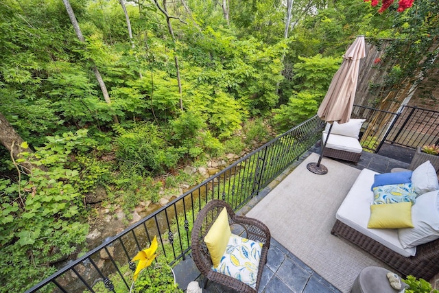333 Sugarberry Cir, Houston, TX 77024 - view of balcony