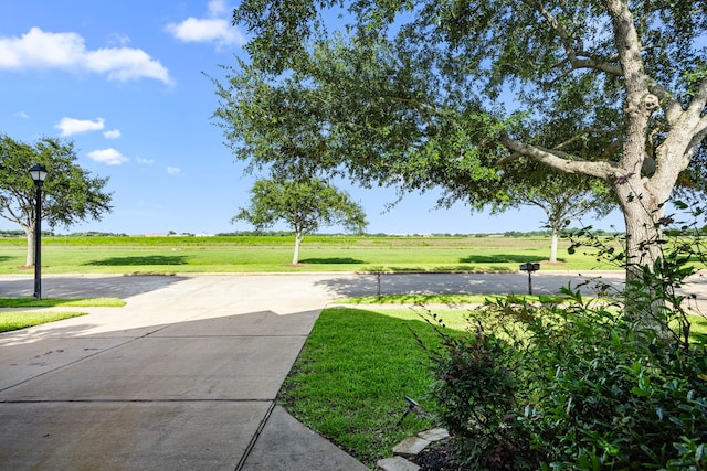 14214 Ayers Rock Rd, Sugar Land, TX 77498 - photo 4