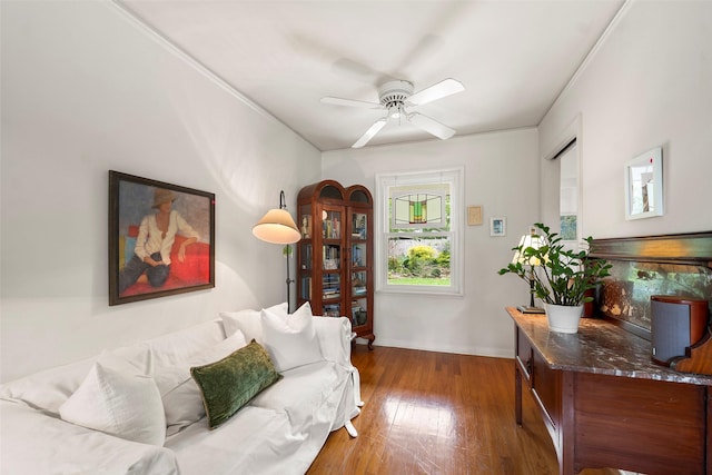 2114 Saxon Dr, Houston, TX 77018 - living area featuring wood finished floors and a ceiling fan