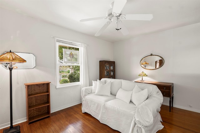 2114 Saxon Dr, Houston, TX 77018 - sitting room with wood-type flooring and a ceiling fan