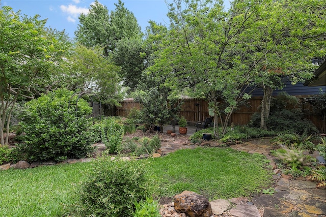 2114 Saxon Dr, Houston, TX 77018 - view of fenced backyard
