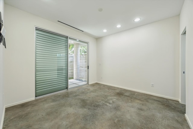 1728 Michigan St Unit C, Houston, TX 77006 - unfurnished room with recessed lighting and concrete flooring