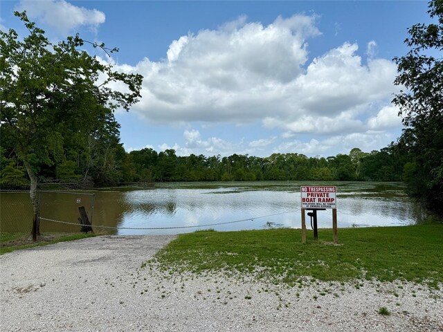 155 W Lake Dr, Houston, TX 77336 - photo 12