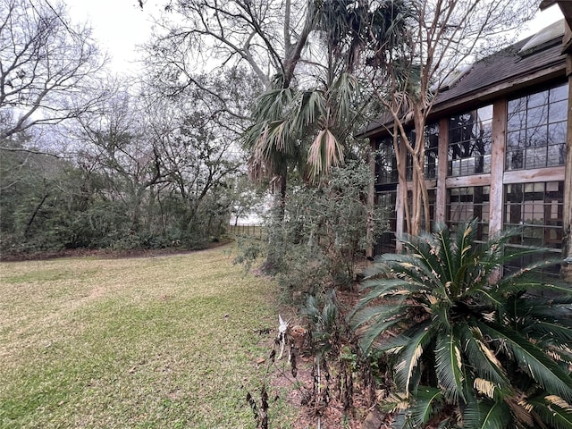 1115 Woodbank Dr, Seabrook, TX 77586 - view of green lawn