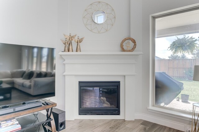 6907 Pondhawk Dr, Katy, TX 77493 - detailed view of a glass covered fireplace
