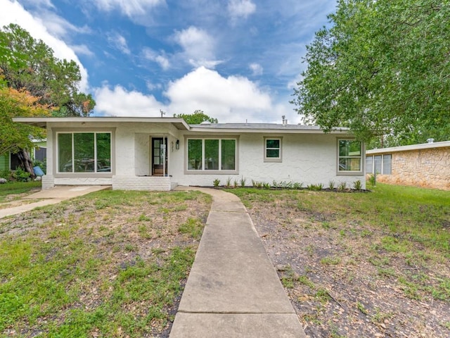 527 Blakeley Dr, San Antonio, TX 78209 - view of front facade with stucco siding