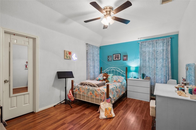 1011 Elm Pointe, League City, TX 77573 - bedroom with wood finished floors, ceiling fan, and vaulted ceiling