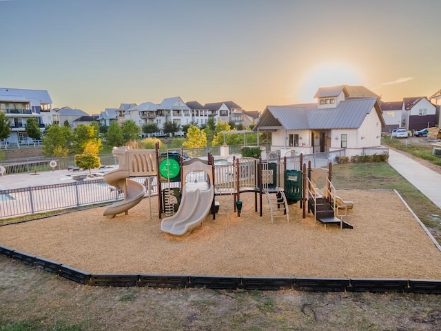 2647 Lake Kolbe Ln, Houston, TX 77080 - community playground with a residential view