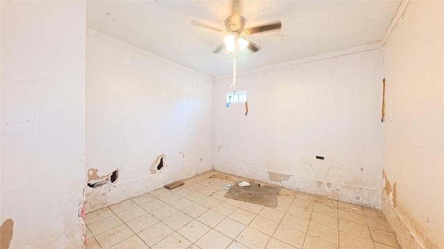 10506 Rosehaven Dr, Houston, TX 77051 - unfurnished room with ceiling fan