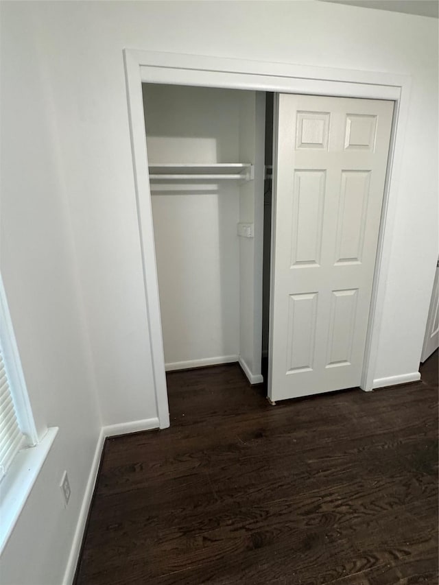 209 W 8th St, Deer Park, TX 77536 - view of closet