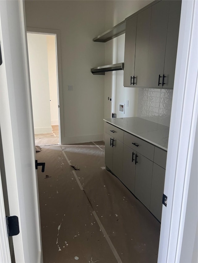 20410 Tealpointe Ridge Ln, Tomball, TX 77377 - kitchen with tasteful backsplash, open shelves, gray cabinetry, and light countertops
