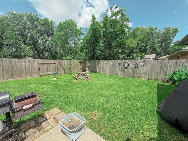 309 Baycrest Dr, League City, TX 77573 - view of fenced backyard