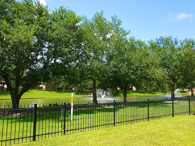 9617 Landon Lake Dr, Pearland, TX 77584 - photo 2