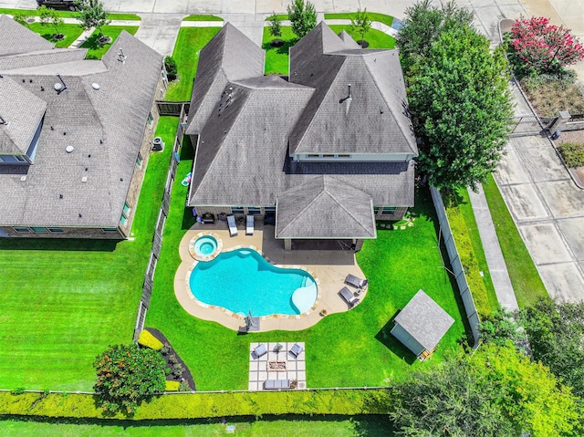 2424 Prairie Mist Ln, Friendswood, TX 77546 - bird's eye view of a pool area