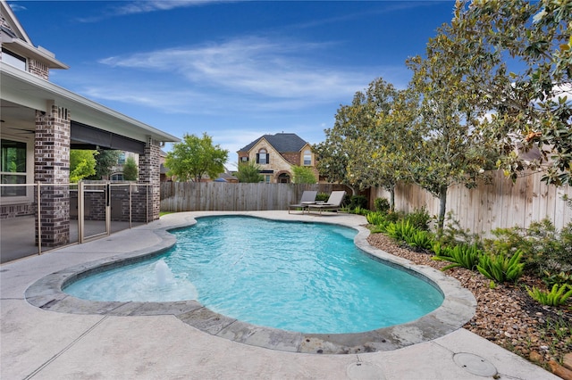 10410 Shanley Trace Ln, Richmond, TX 77407 - photo 2