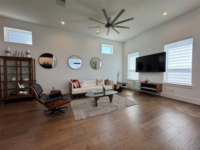 418 Bayou St, Houston, TX 77020 - living room featuring a ceiling fan, wood finished floors, and recessed lighting