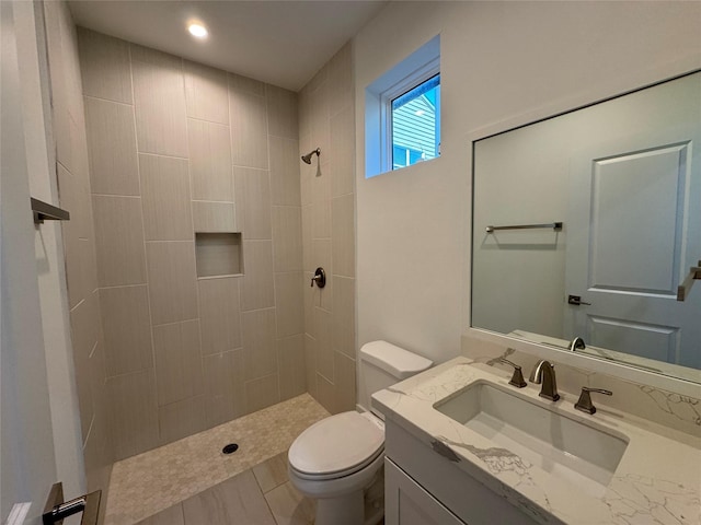 418 Bayou St, Houston, TX 77020 - bathroom featuring a tile shower and vanity
