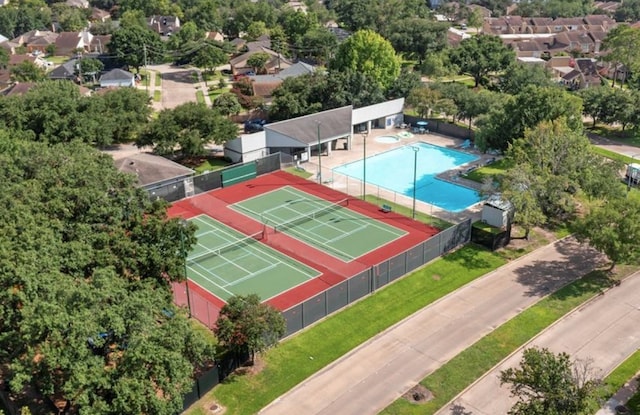 11406 Meadow Lake Dr, Houston, TX 77077 - aerial view of a pool area