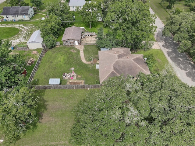 707 14th St, Hempstead, TX 77445