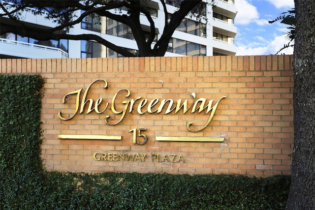 15 Greenway Plz Unit 24I, Houston, TX 77046