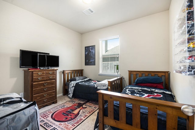 907 Fairway Dr, La Porte, TX 77571 - bedroom featuring light carpet