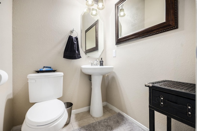 907 Fairway Dr, La Porte, TX 77571 - half bath with toilet and tile patterned floors