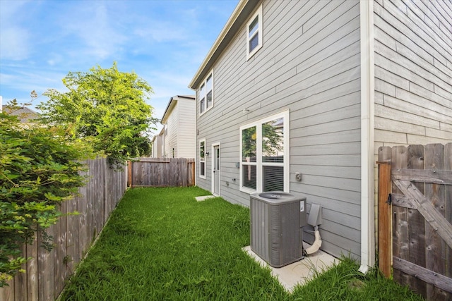 10122 Clearwick St, Houston, TX 77034 - view of fenced backyard