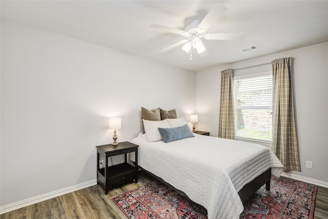 115 Meadow Ridge Way, Clute, TX 77531 - bedroom with wood finished floors and ceiling fan
