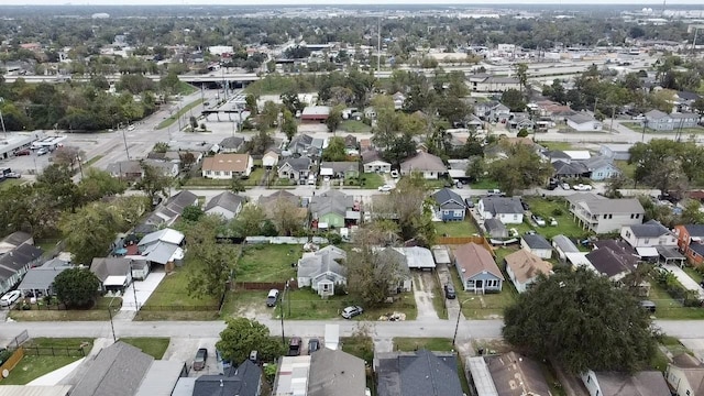 6929 San Angelo St, Houston, TX 77020 - aerial view of property and surrounding area featuring nearby suburban area