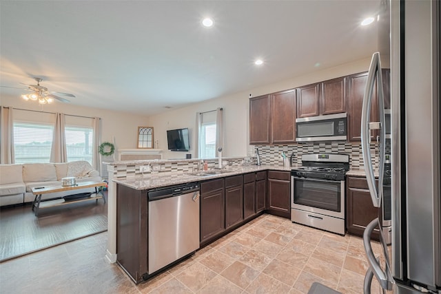 2415 Tucker Creek Dr, Fresno, TX 77545 - photo 9