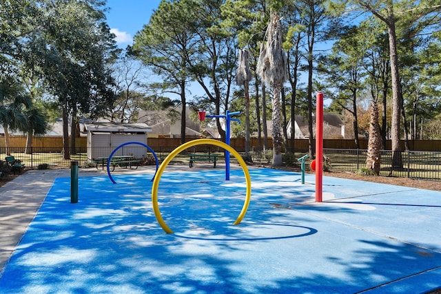 16307 Rainbow Lake Rd, Houston, TX 77095 - view of sport court