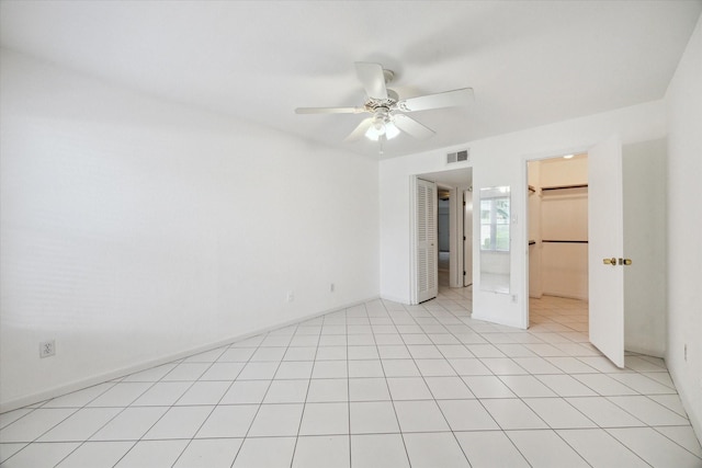 845 Augusta Dr Unit 17, Houston, TX 77057 - unfurnished bedroom featuring a closet and ceiling fan