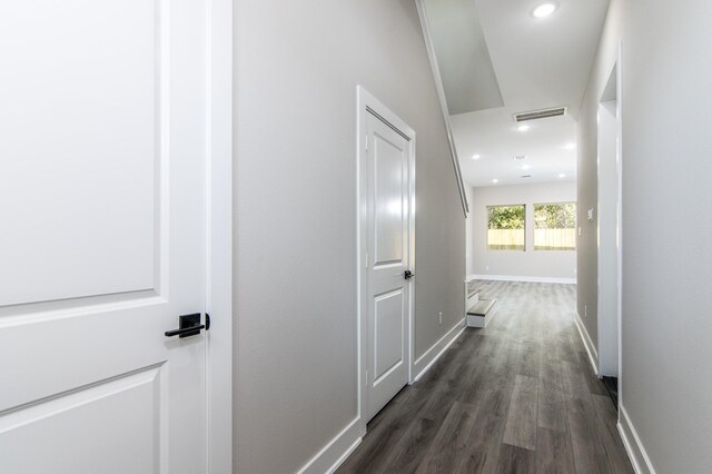 4910 Wunder Way, Houston, TX 77069 - corridor featuring dark wood-type flooring and recessed lighting