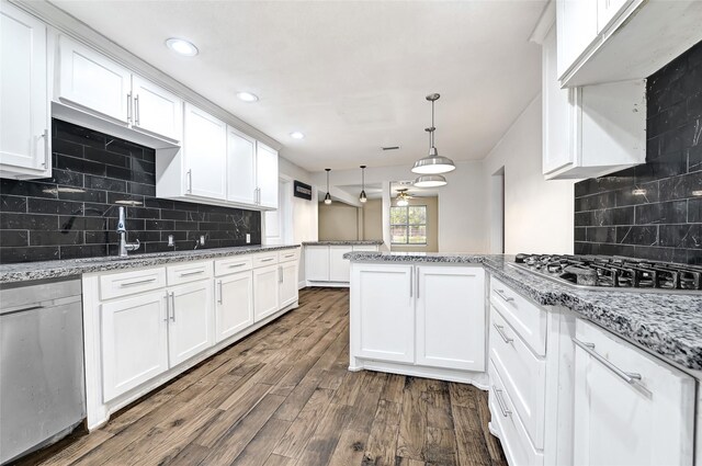 6825 Appleton St, Houston, TX 77022 - photo 9